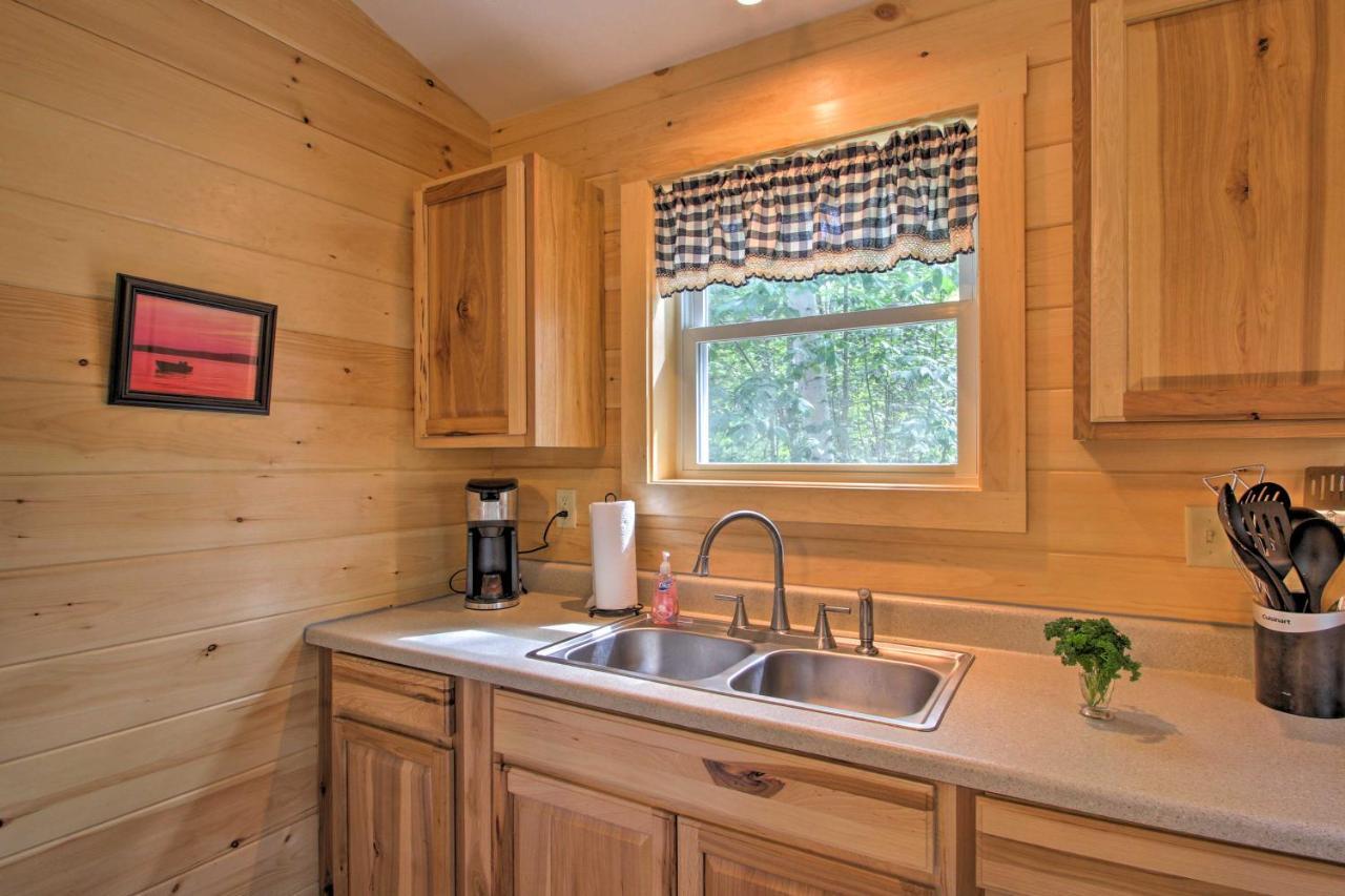 Family Cabin With Beach Access On Panther Pond Raymond Екстериор снимка